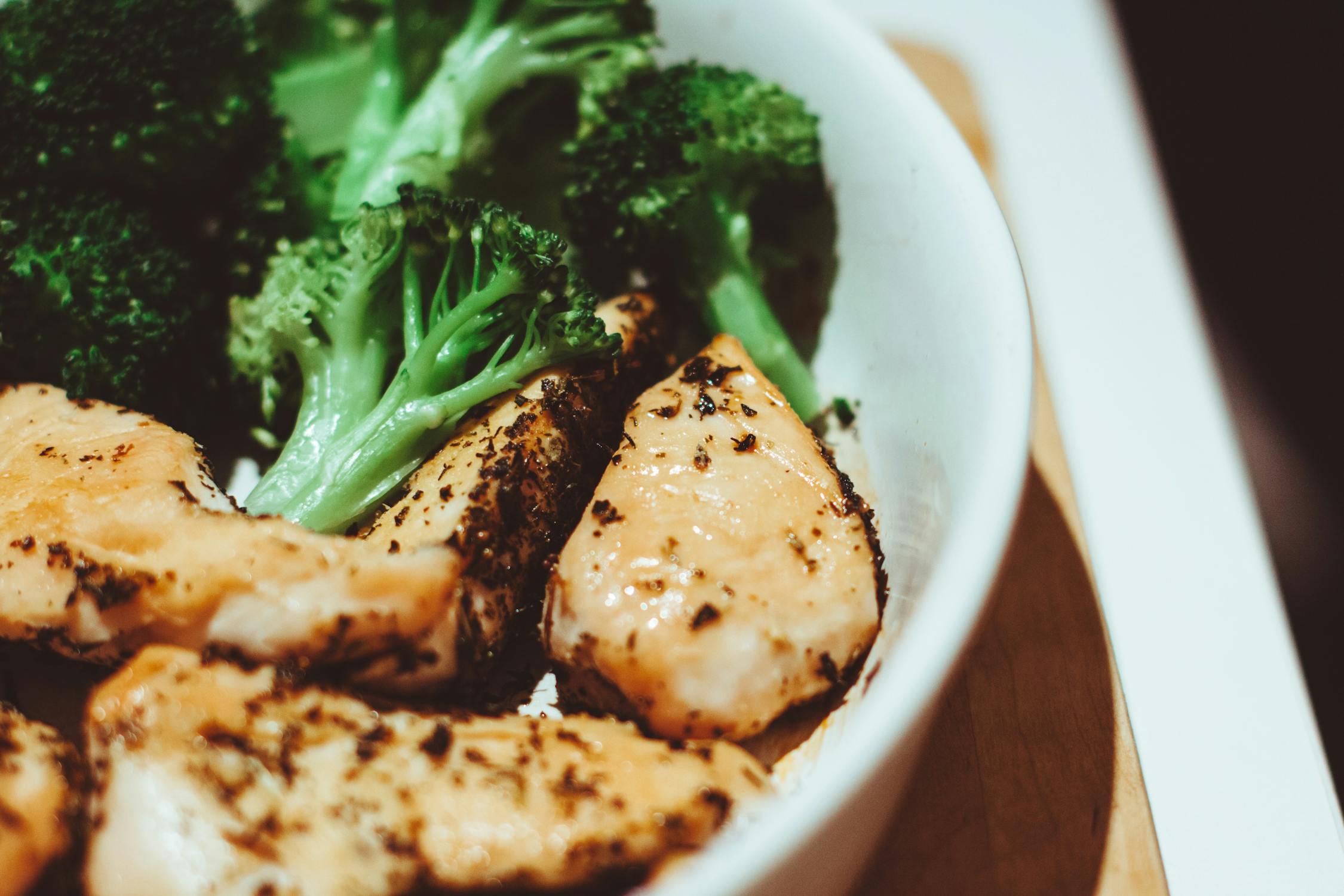 Broccoli and Chicken Whole Wheat Pasta