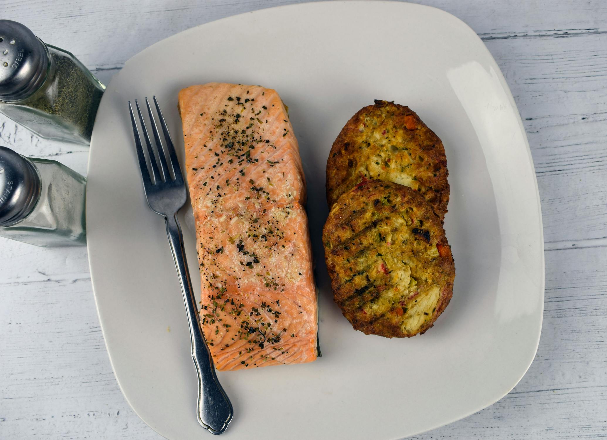 Oven-Baked Salmon with Asparagus